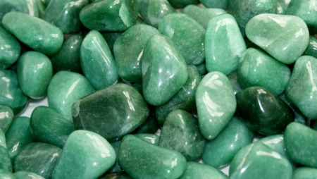 Thanks to Gems Basket (http://www.gemsbasket.com/aventurine-stone/) for this photo of Aventurine