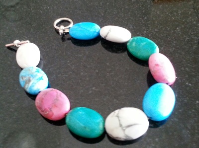 Dyed Howlite beaded bracelet (yep, one I made!)
